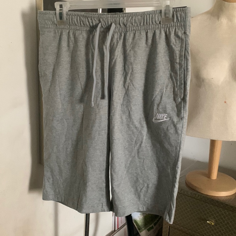 Nike Light weight sweat shorts-NWT